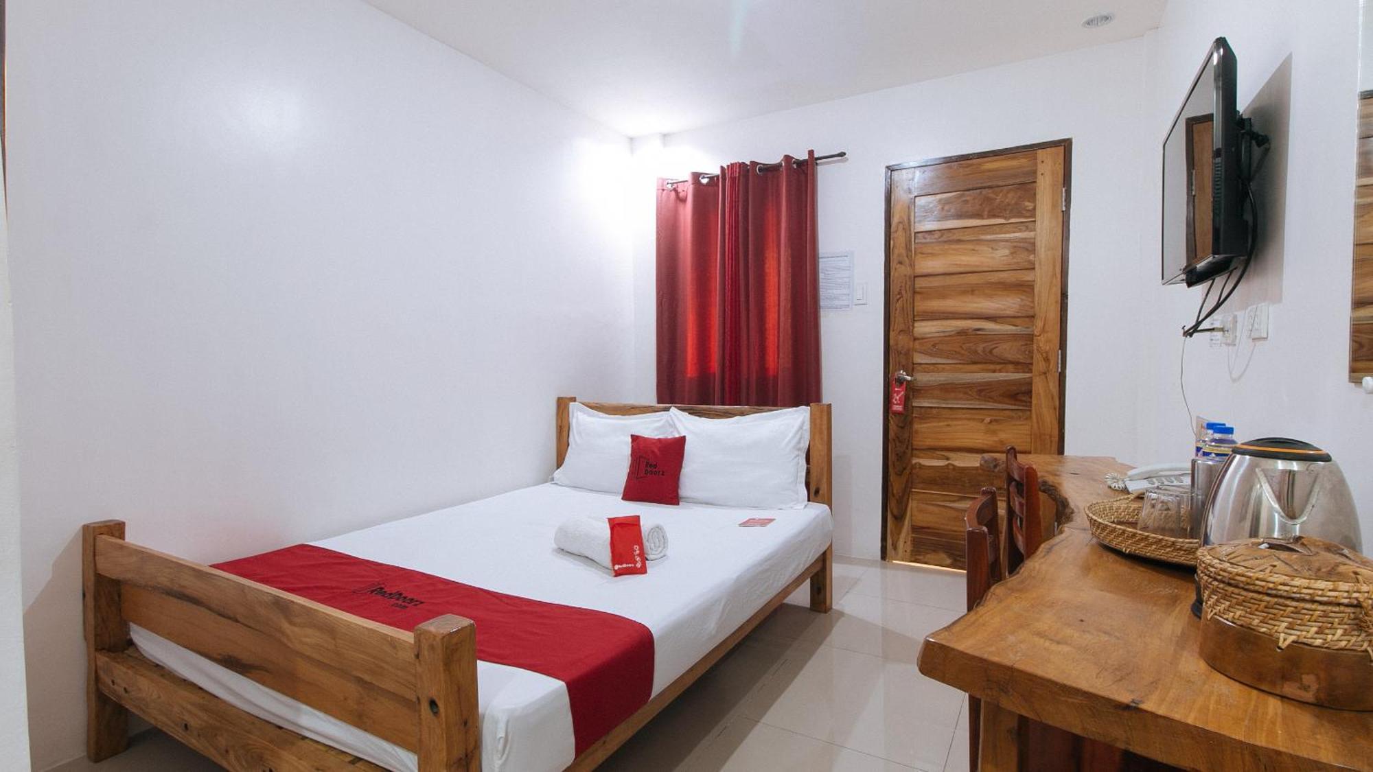 Reddoorz Plus @ Jollydays Hotel Nueva Ecija San Jose  Buitenkant foto