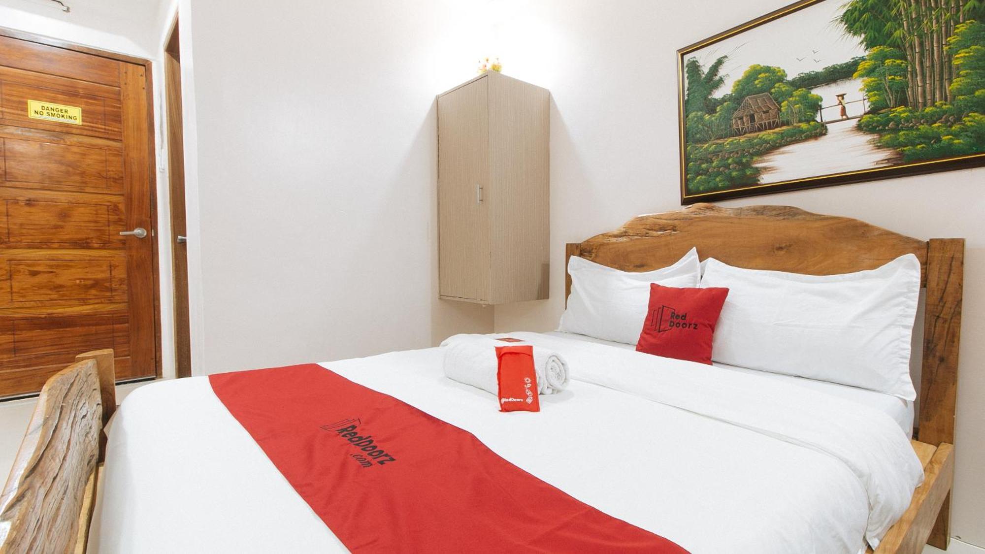 Reddoorz Plus @ Jollydays Hotel Nueva Ecija San Jose  Buitenkant foto