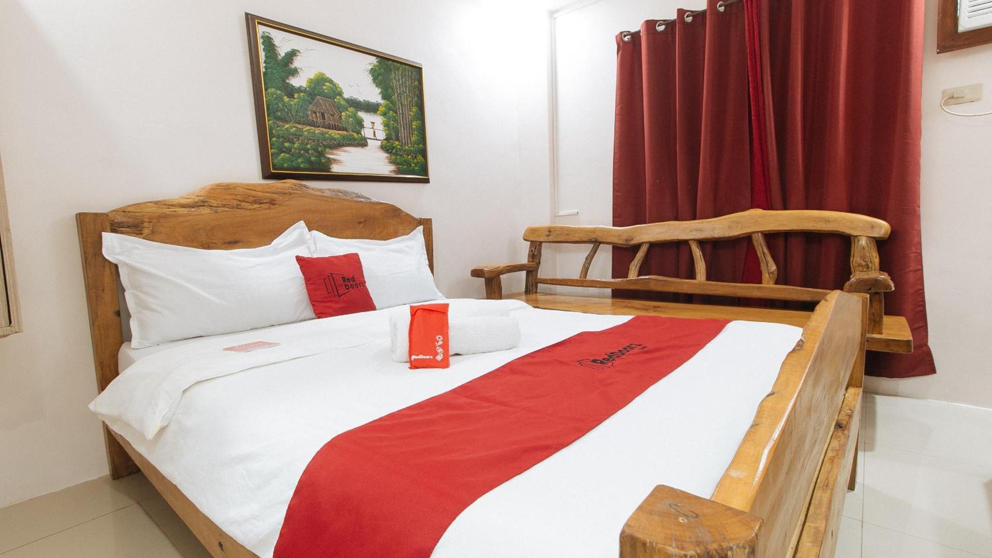 Reddoorz Plus @ Jollydays Hotel Nueva Ecija San Jose  Buitenkant foto