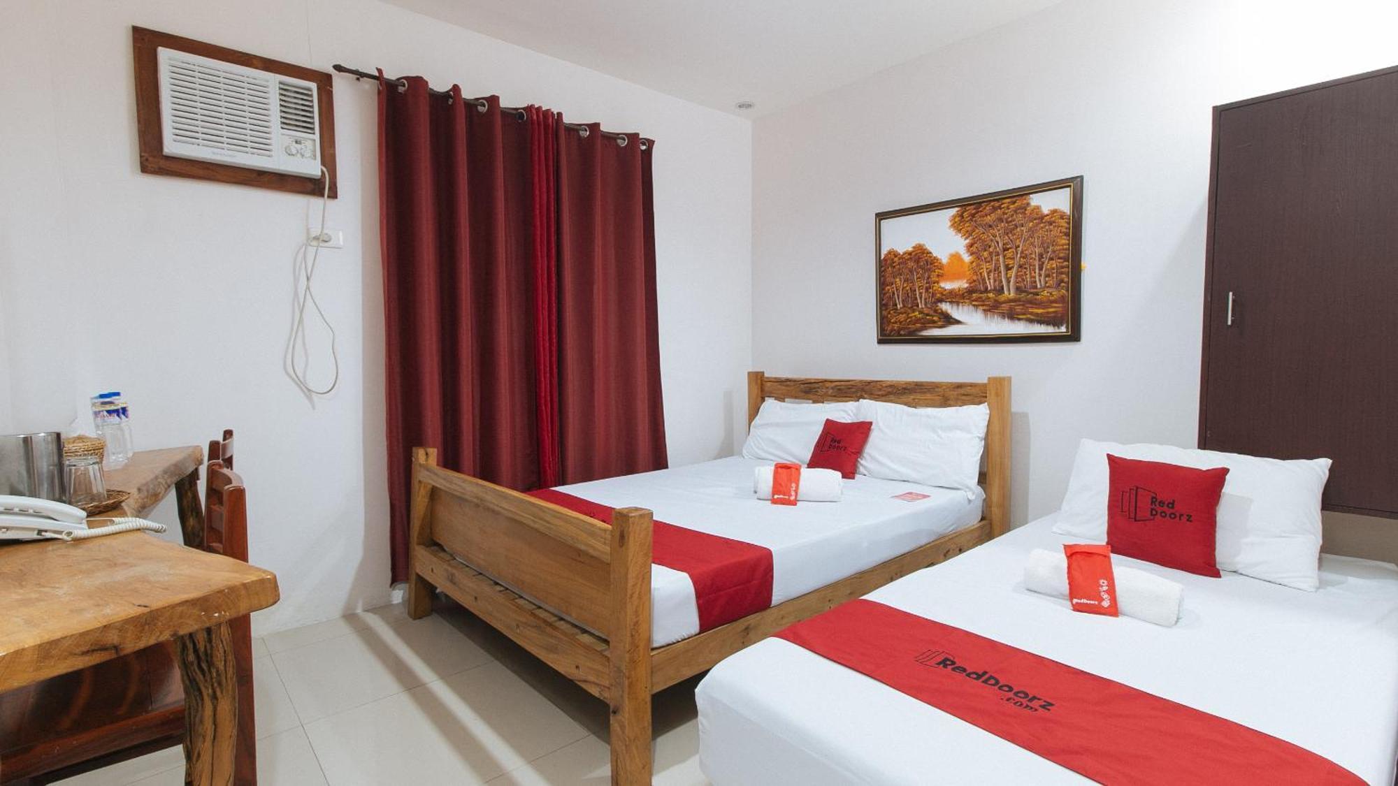 Reddoorz Plus @ Jollydays Hotel Nueva Ecija San Jose  Buitenkant foto